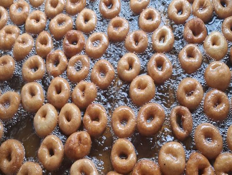 Tuzlu Makine Lokması